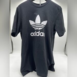 Men’s Adidas T-shirt size medium 100% cotton. NWT. Pit to pit 21‎ length 28.5.